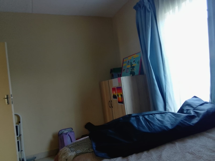 2 Bedroom Property for Sale in Waterval East North West